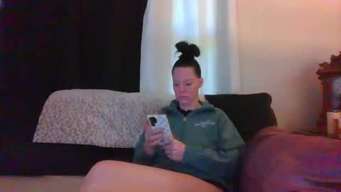 Mrs. St. Patrickk online show from April 29, 3:50 pm