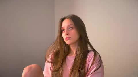 sidneyspring online show from October 12, 2:31 pm