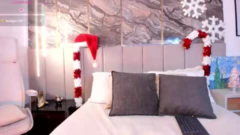 Sienna Blake online show from December 13, 7:53 pm