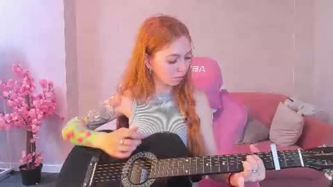 Sienna online show from June 26, 9:15 am