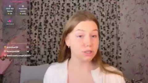 Chloe online show from October 3, 5:49 am