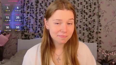 Chloe online show from September 23, 5:01 am