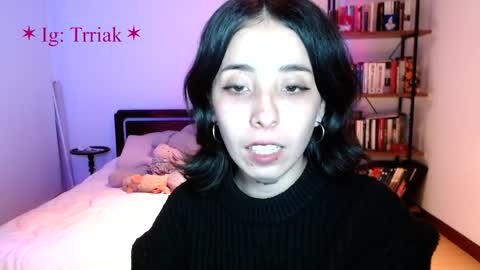 silkbite online show from April 14, 2:04 am