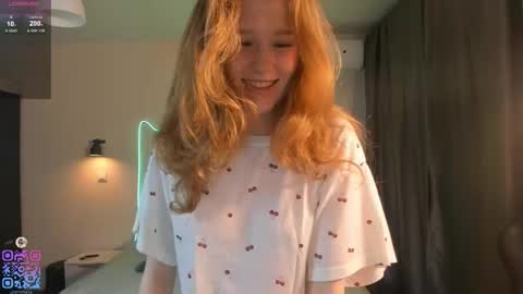 Call me Mia online show from October 13, 3:14 pm