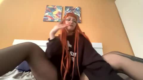 Mia online show from March 9, 9:25 am