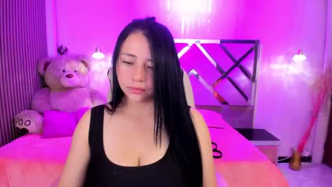 SIlvana  online show from May 9, 2:01 pm