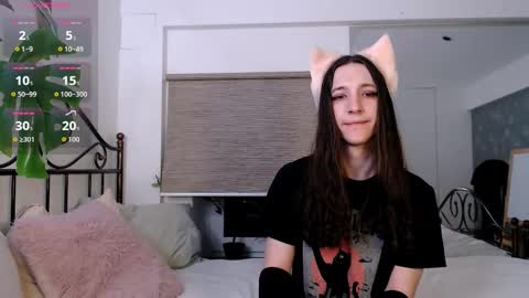 silvermuse online show from March 18, 10:15 pm