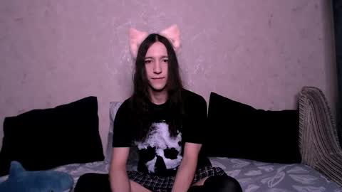 silvermuse online show from November 23, 9:02 pm