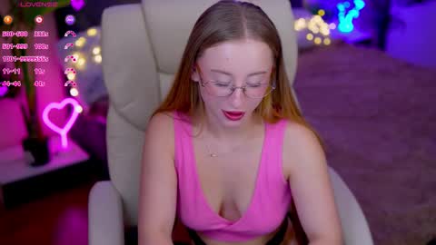  Kristina Kris  online show from October 19, 2:11 pm