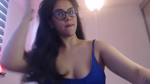 Snapshot of silviemiller chatting on October 22, 9:49 pm Silvia online show from October 22, 9:49 pm