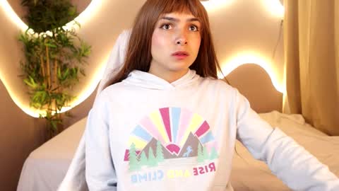 simone_sky online show from February 23, 1:46 pm