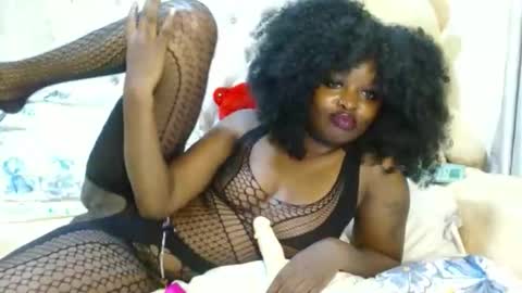 simply_eve1 online show from February 28, 1:42 am