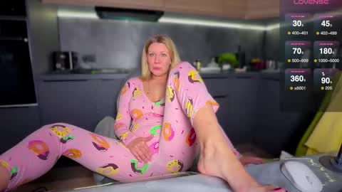 A present for me  online show from March 22, 6:45 pm