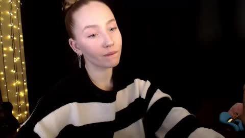 Sindi online show from February 3, 1:26 pm