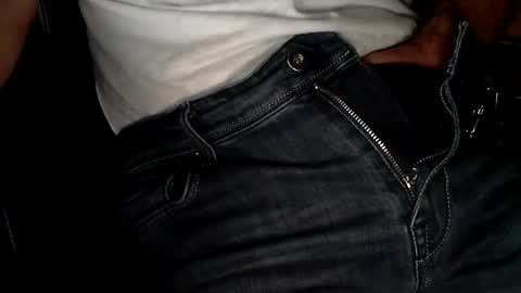 Snapshot of sinthesi chatting on October 12, 6:06 am Alex online show from October 12, 6:06 am