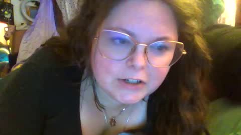 Siofra online show from April 5, 7:55 pm