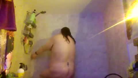 Siofra online show from February 18, 4:01 am