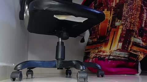 only foot                         worshipers here online show from February 23, 9:37 pm