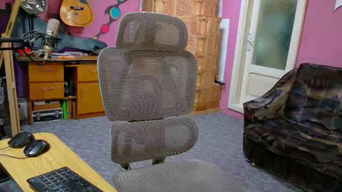 I am The Fourth and only Sir. Pelo online show from February 14, 12:08 pm