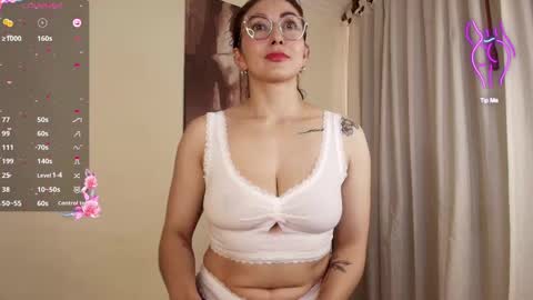 Snapshot of siren_indira_ chatting on September 12, 4:53 pm siren indira online show from September 12, 4:53 pm