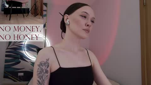 Goddess Sirena online show from April 29, 6:57 pm