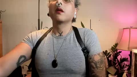 SirMrWombat online show from January 7, 10:15 pm