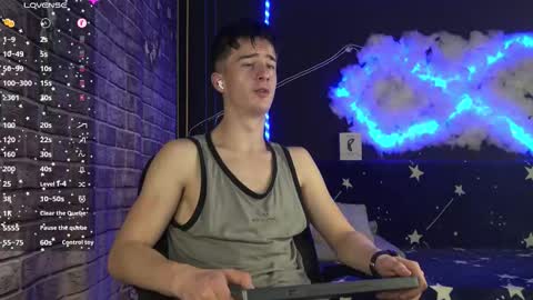 SirReedy online show from December 4, 4:23 am