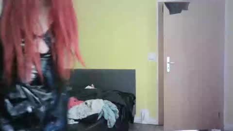 sissy_maia online show from June 11, 3:43 pm