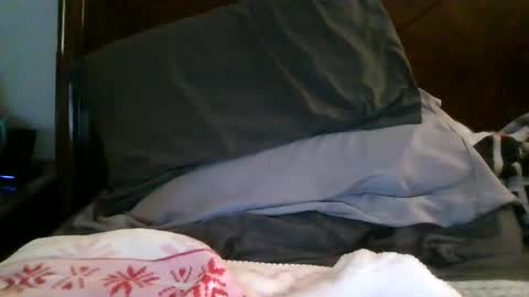 wants to suck cock online show from December 15, 2:07 am