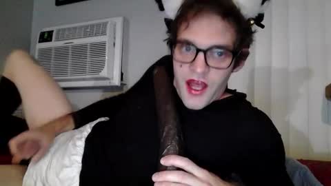 sissyemmalauren online show from October 16, 3:39 am