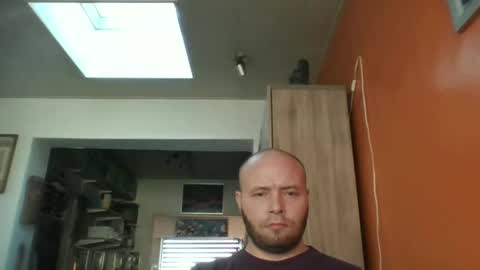 sixten19795 online show from March 4, 12:22 pm