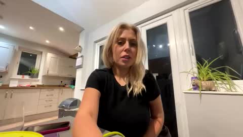 Doubleg online show from October 26, 1:06 am