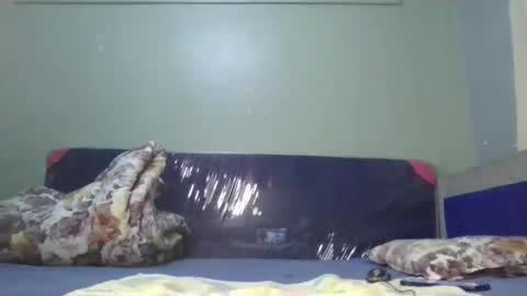 Snapshot of skarletblue chatting on October 22, 2:59 am Skarlet online show from October 22, 2:59 am