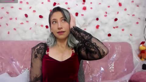 Snapshot of skarletjhonson_ chatting on October 7, 9:27 am Skarlet online show from October 7, 9:27 am