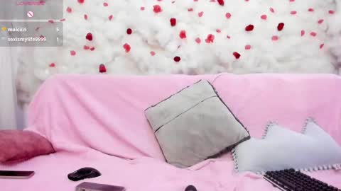 Skarlet  online show from May 3, 10:54 am