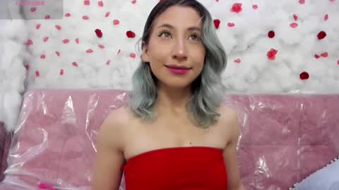 Snapshot of skarletjhonson_ chatting on October 5, 6:37 pm Skarlet online show from October 5, 6:37 pm