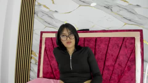 Snapshot of skaylar_95_mylove chatting on October 2, 4:00 am skaylar_95_mylove online show from October 2, 4:00 am