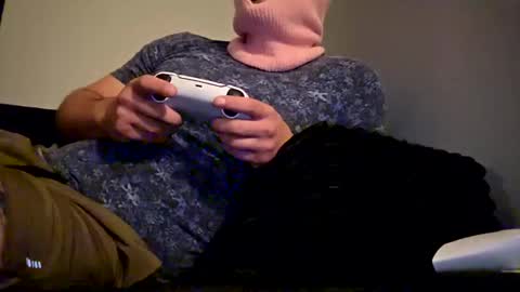 skimaskcouple89108 online show from October 8, 2:08 am