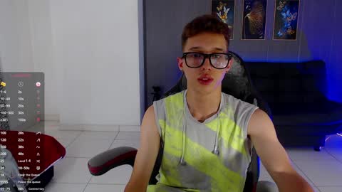 skinny_bigcock20 online show from March 27, 8:54 pm