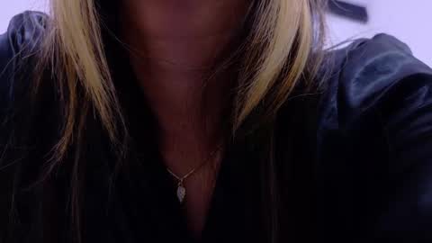 Snapshot of skinny_hottie18 chatting on February 11, 5:29 pm skinny_hottie18 online show from February 11, 5:29 pm