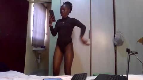 skinny_jass online show from April 1, 1:41 pm