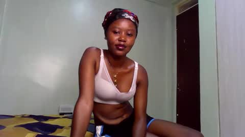 skinny_jass online show from April 6, 3:02 pm