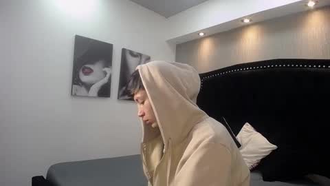 David online show from February 4, 1:04 pm