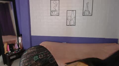 Only Pvt online show from April 19, 10:34 pm