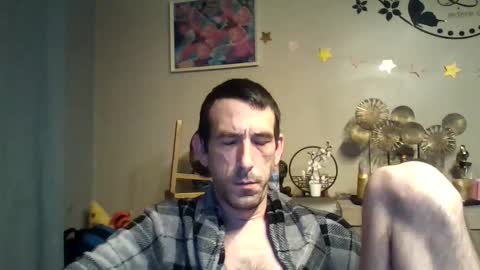 Snapshot of skinnybigcock2 chatting on October 18, 4:05 am SkinnyBigCock2 online show from October 18, 4:05 am
