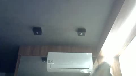 skinnykittencam online show from February 17, 8:46 am