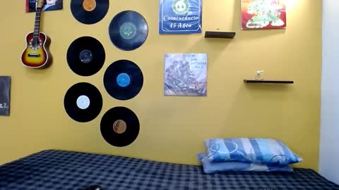 VERUS online show from March 3, 7:21 pm