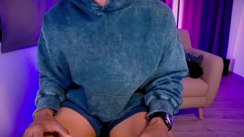 Liam Vokov online show from November 19, 9:52 am