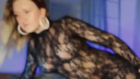 sky_amy online show from January 7, 8:58 pm