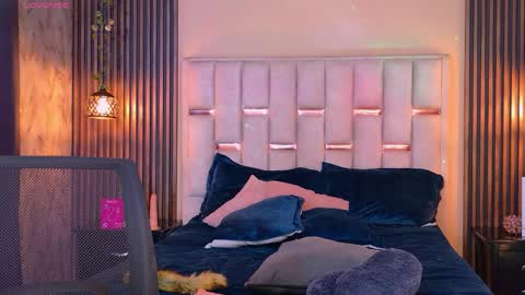 Daniel online show from April 7, 9:39 pm